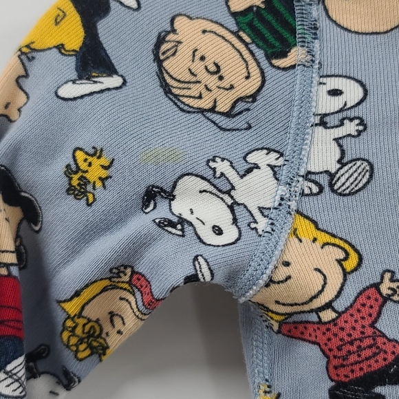 Peanuts by Hanna andersson longsleeve Pajama top - Picture 3 of 4